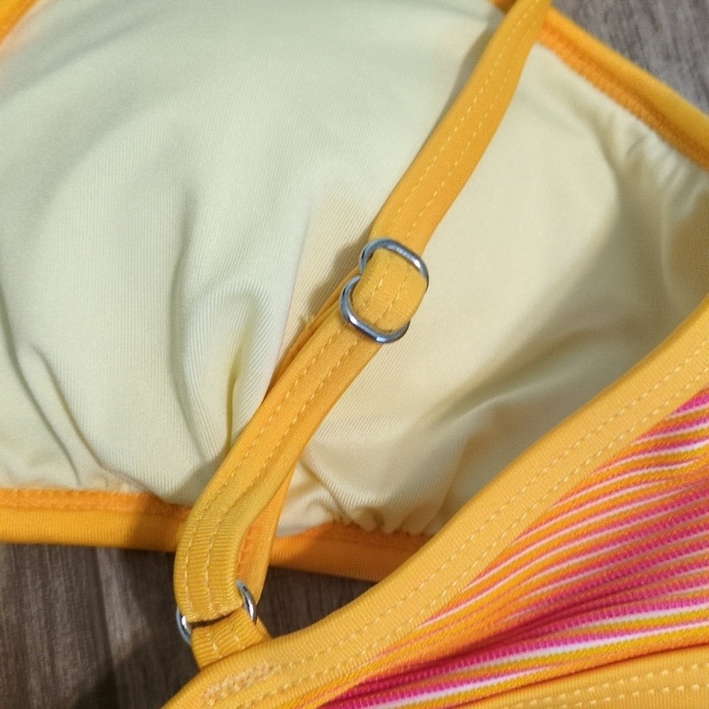 NWOT size medium Vibrant Yellow and Pink Bikini Set cupshe - Picture 8 of 8